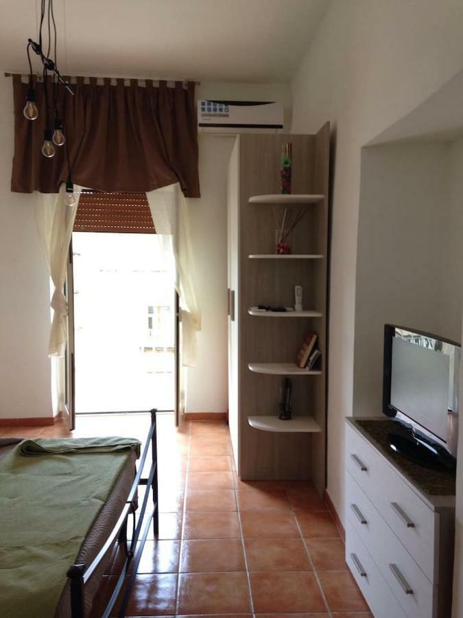 Ferienwohnung La Casa Di Alice Neapel Exterior foto
